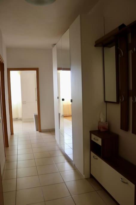 Apartment Hurka - 15 Min Do Centra, Garaz Prague Exterior photo
